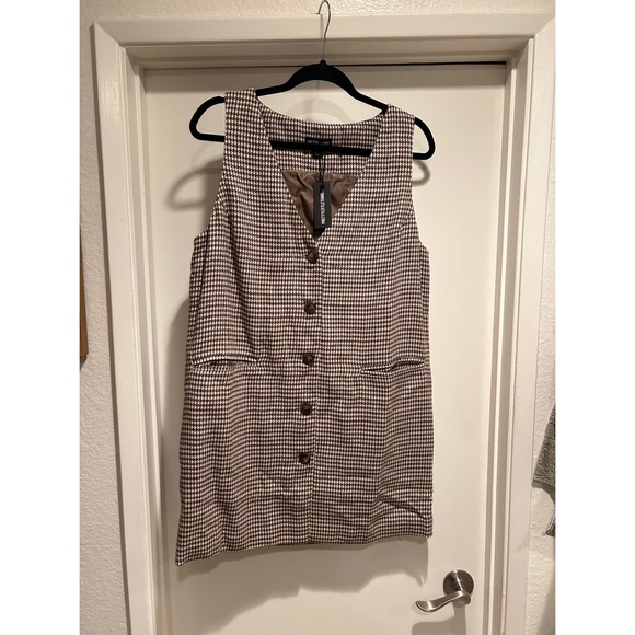 PrettyLittleThing Dresses & Skirts - Button Up Dress